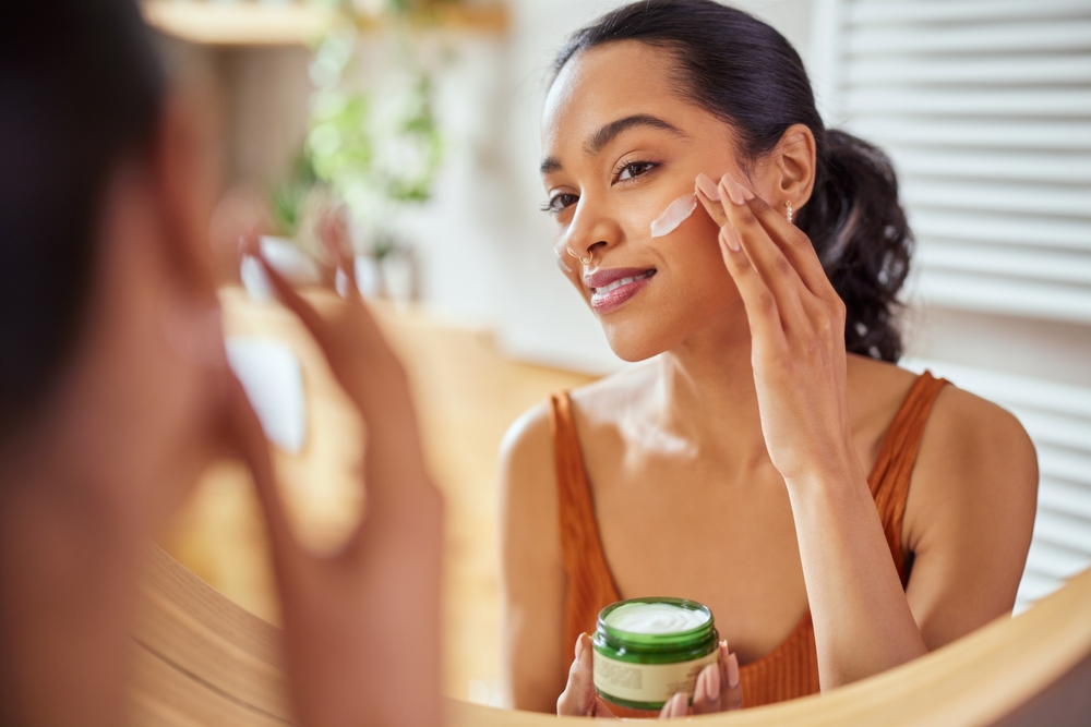 Difference-Between-Drugstore-Products-and-Medical-Grade-Skin-Care-Products.jpg